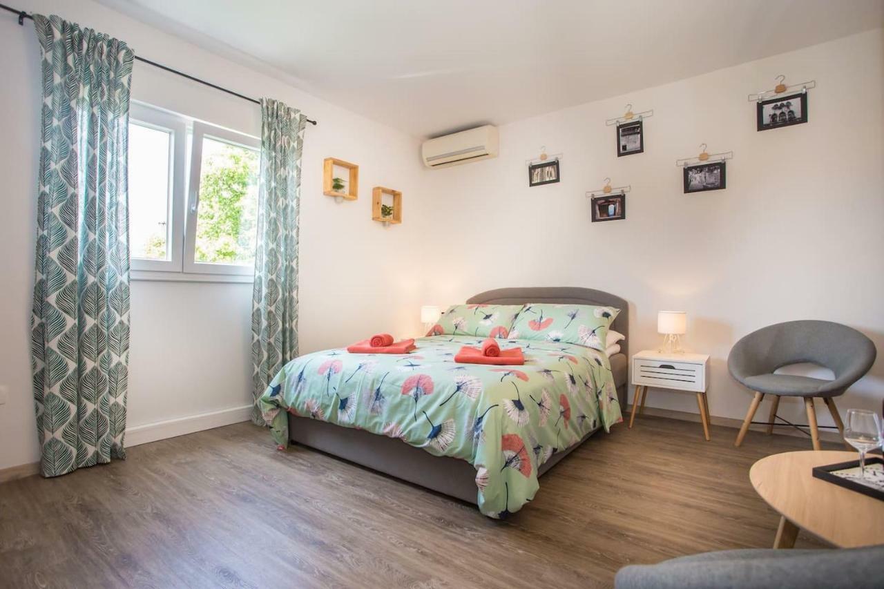 Caprice Studio Apartment Πόρετς Εξωτερικό φωτογραφία